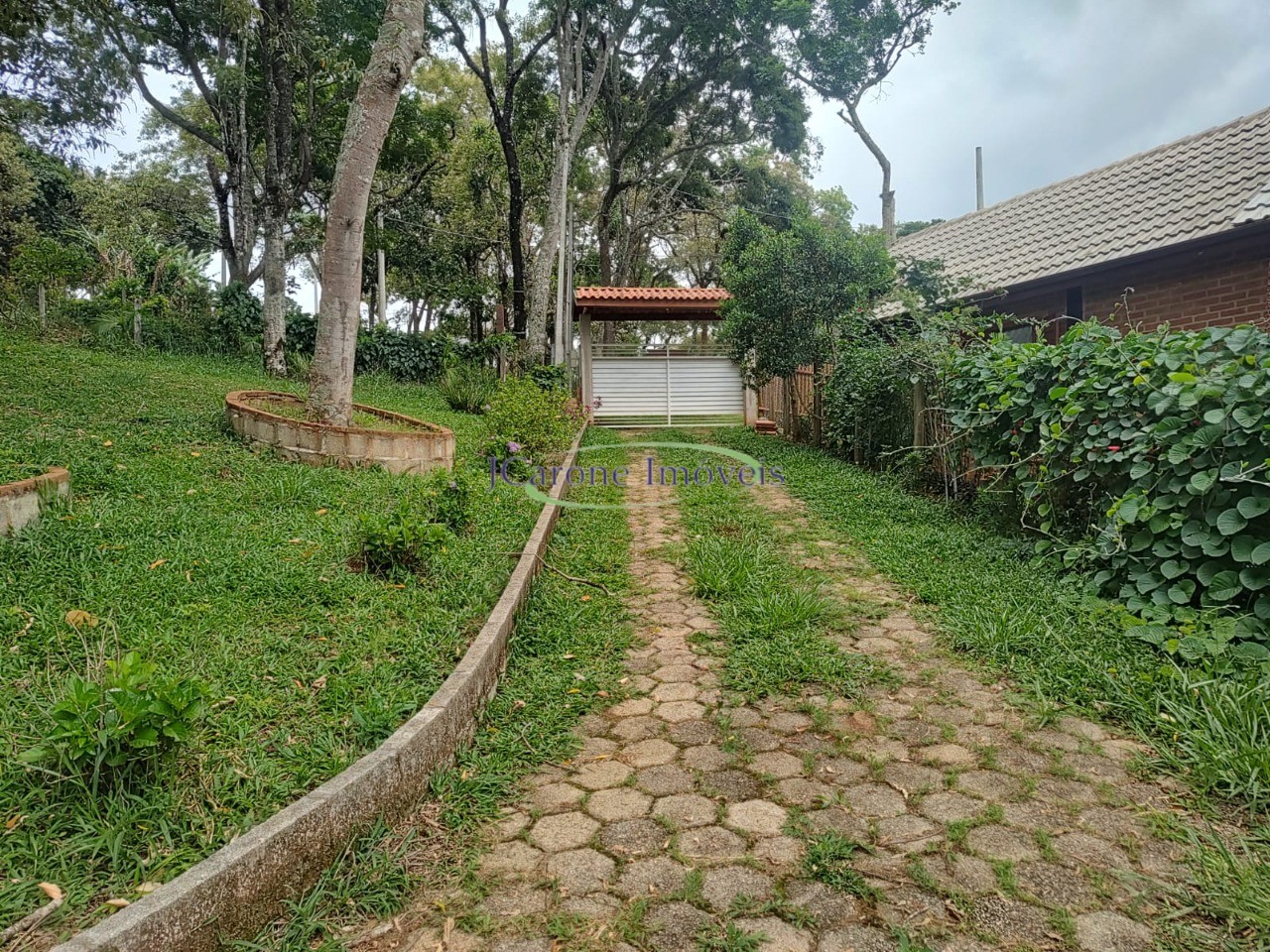 Chácara, 6 quartos, 2500 m² - Foto 1