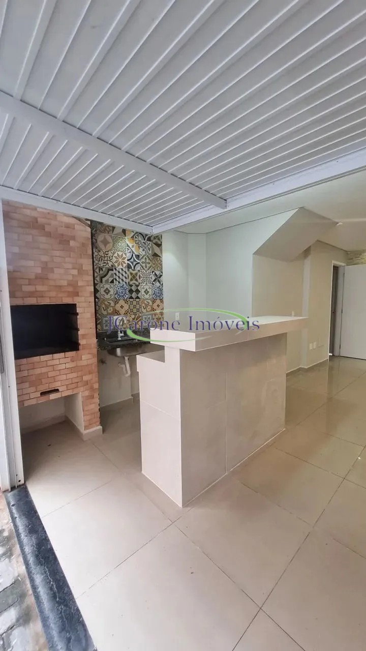 Venda de casa em villágio com 106 m² 2 suítes churrasqueira 