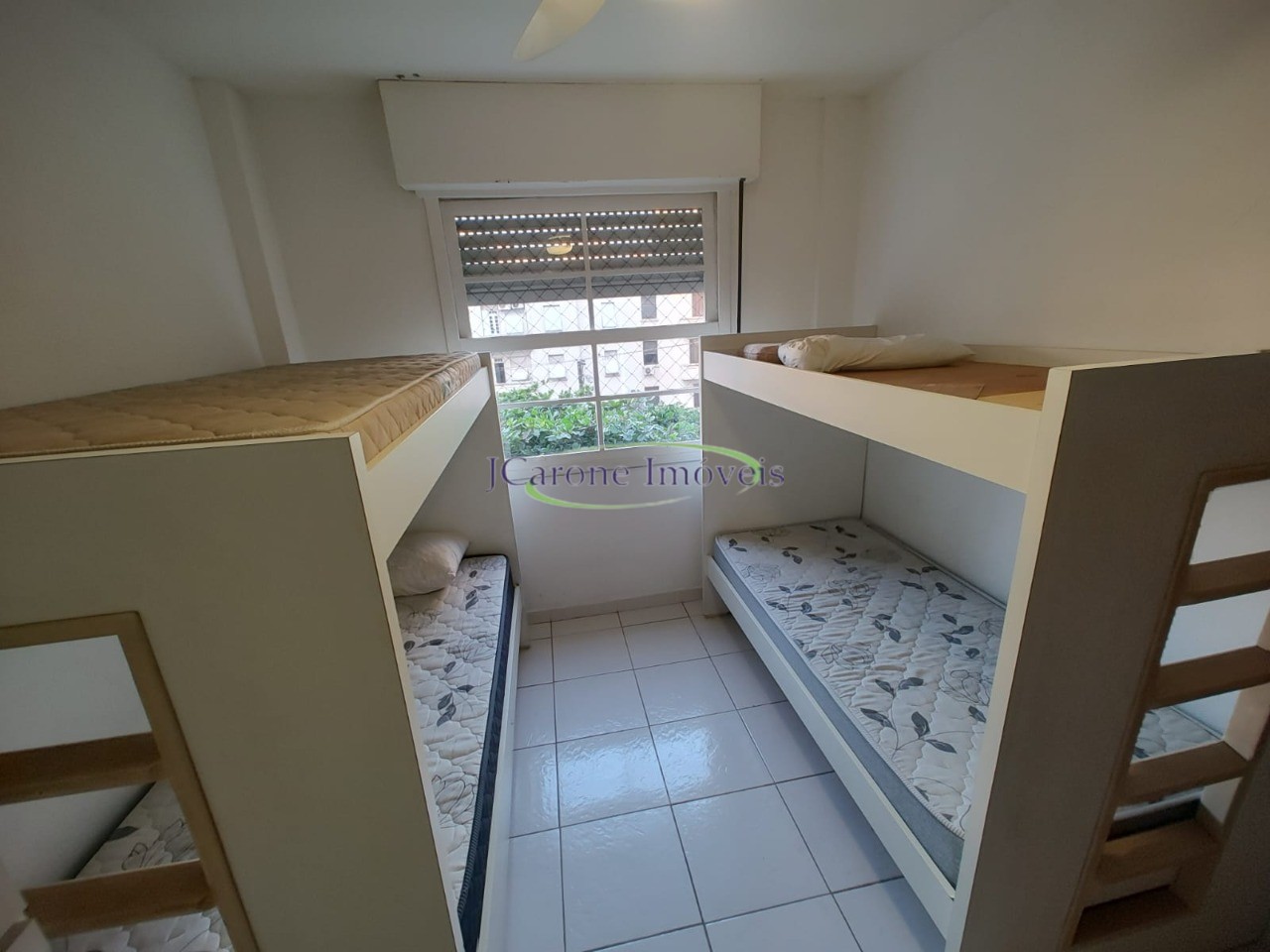 Apartamento a venda / permuta com 2 quartos na quadra da pra