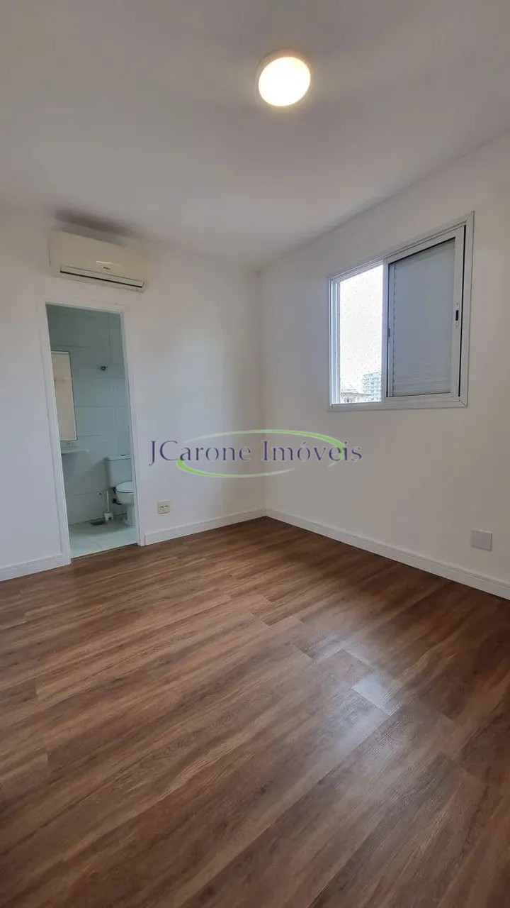Venda de casa em villágio com 106 m² 2 suítes churrasqueira 