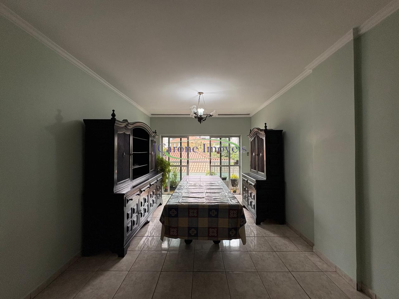 Venda de amplo apartamento de 120 m² com suíte e localização