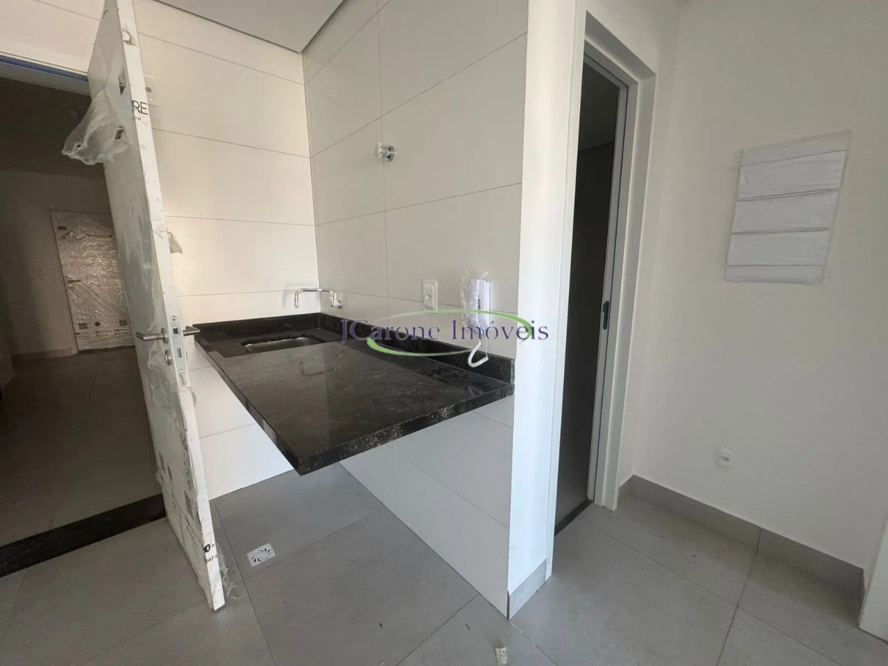 Venda de apartamento novo com 1 dormitório e lazer completo 