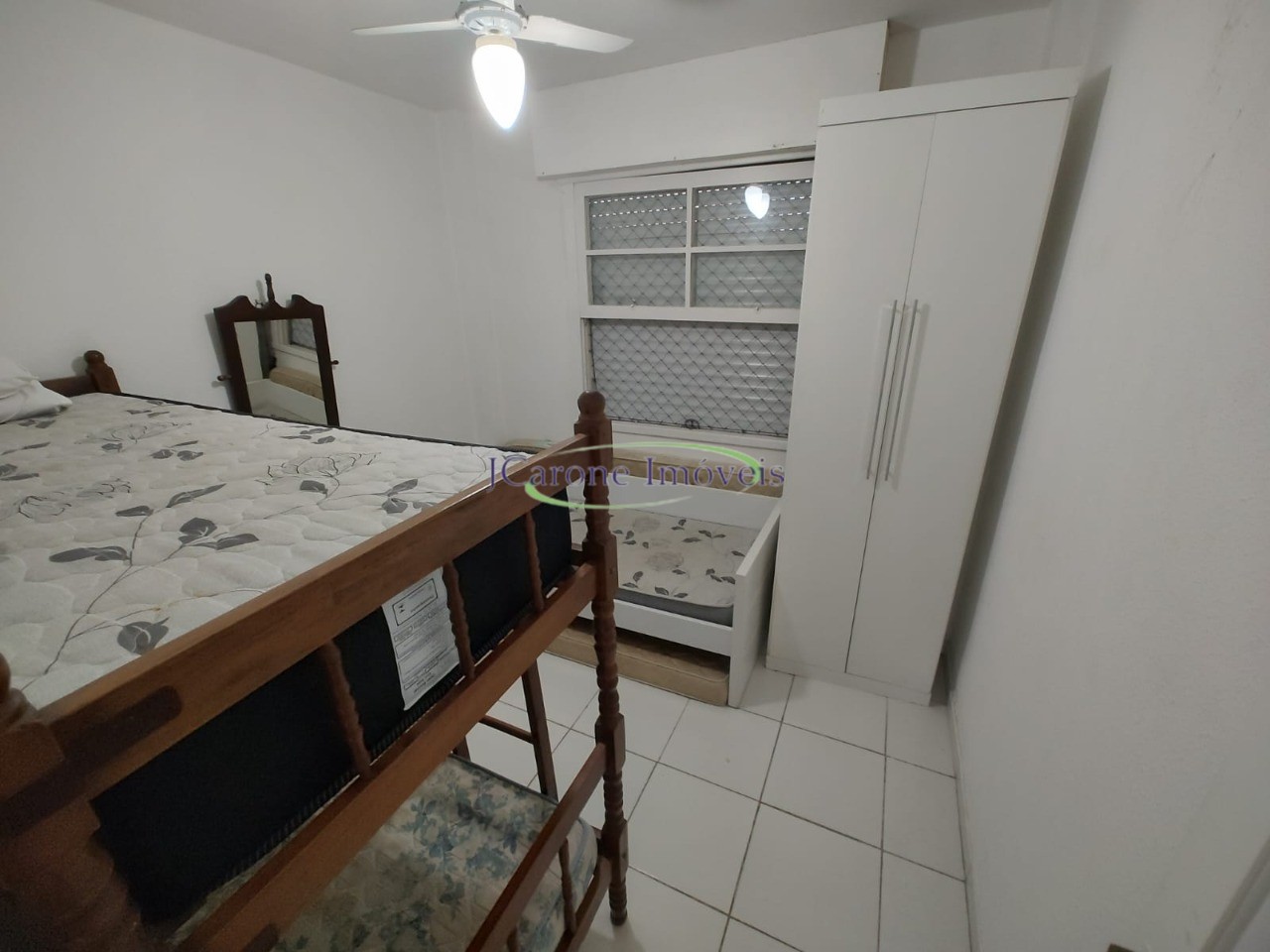 Apartamento a venda / permuta com 2 quartos na quadra da pra