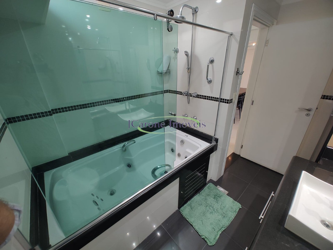Vista espetacular da orla! apartamento mobiliado para locaçã
