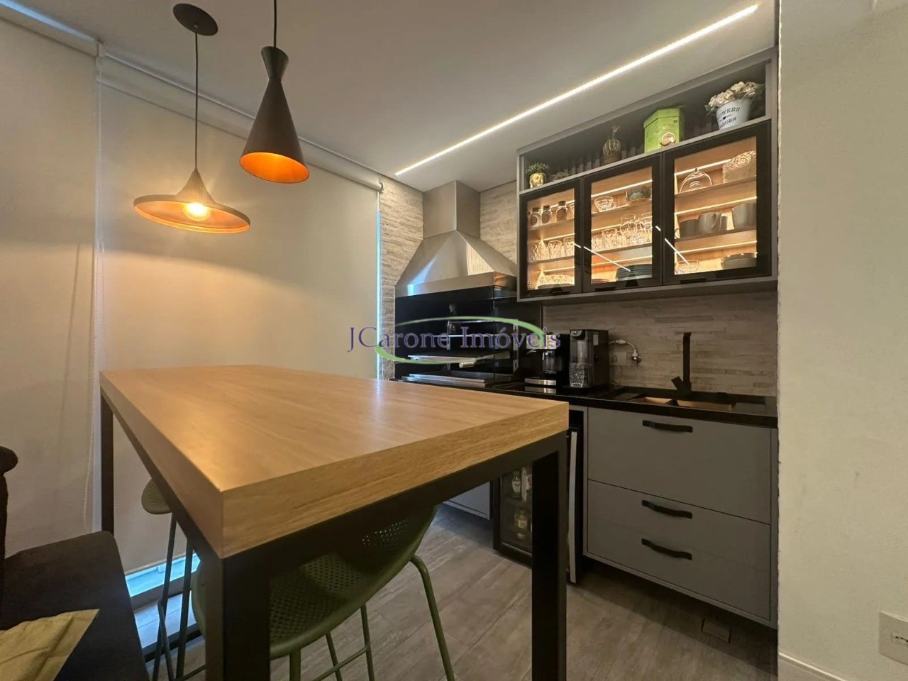 Venda de apartamento mobiliado no condomínio porto cidade 3 
