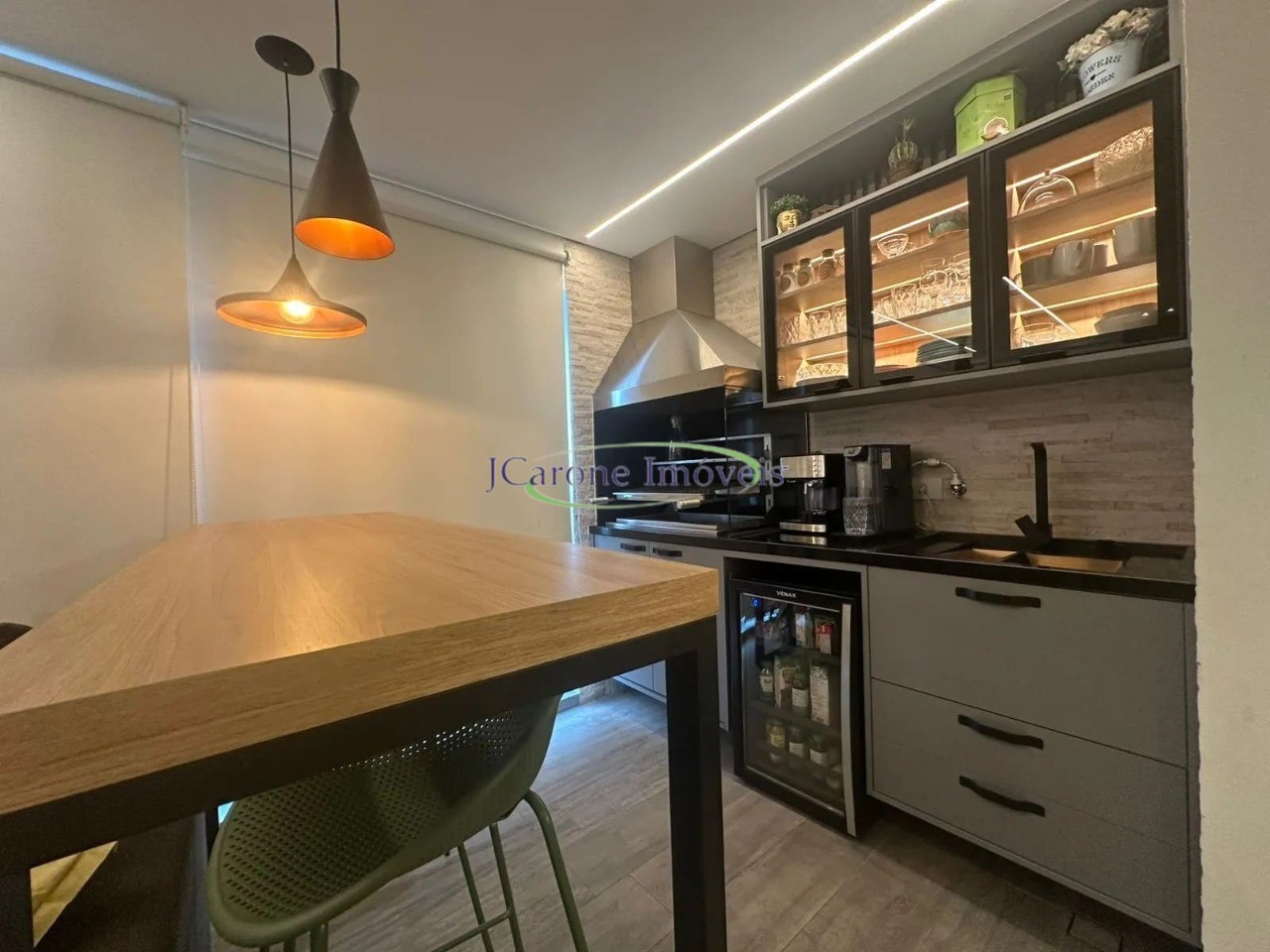 Venda de apartamento mobiliado no condomínio porto cidade 3 