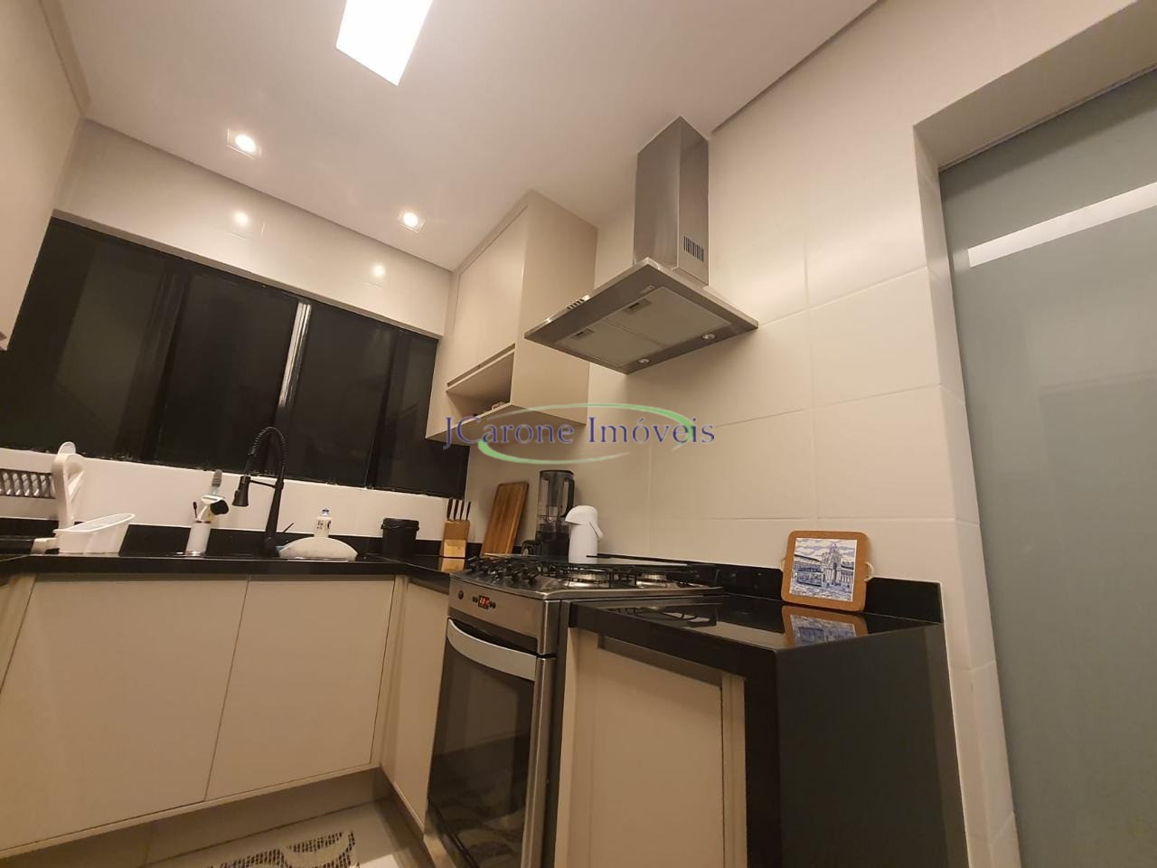 Venda de apartamento com 2 quartos e vaga demarcada em excel