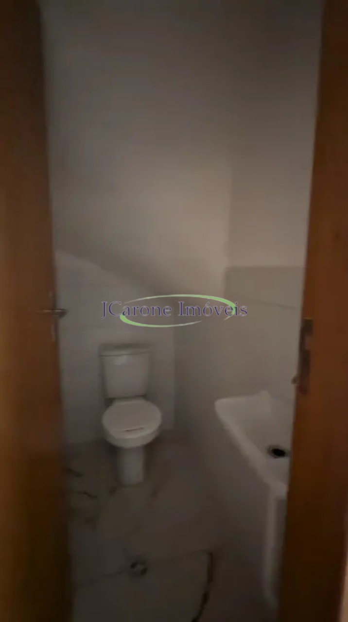 Venda de casa nova em villágio com 2 quartos e 2 banheiros n