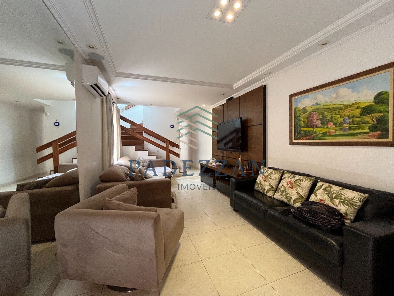 Casa, 3 quartos, 121 m² - Foto 1