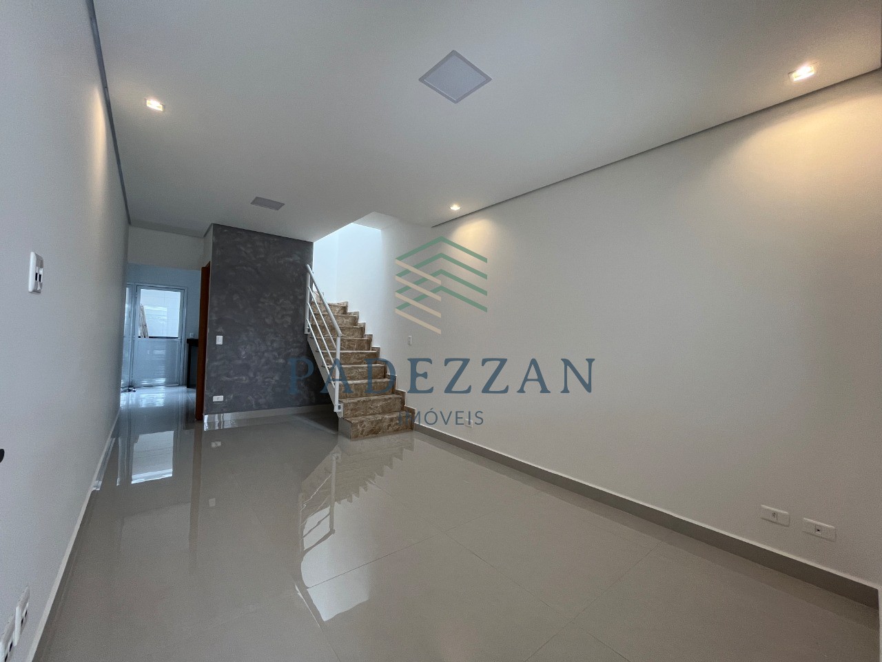 Casa, 3 quartos, 110 m² - Foto 1