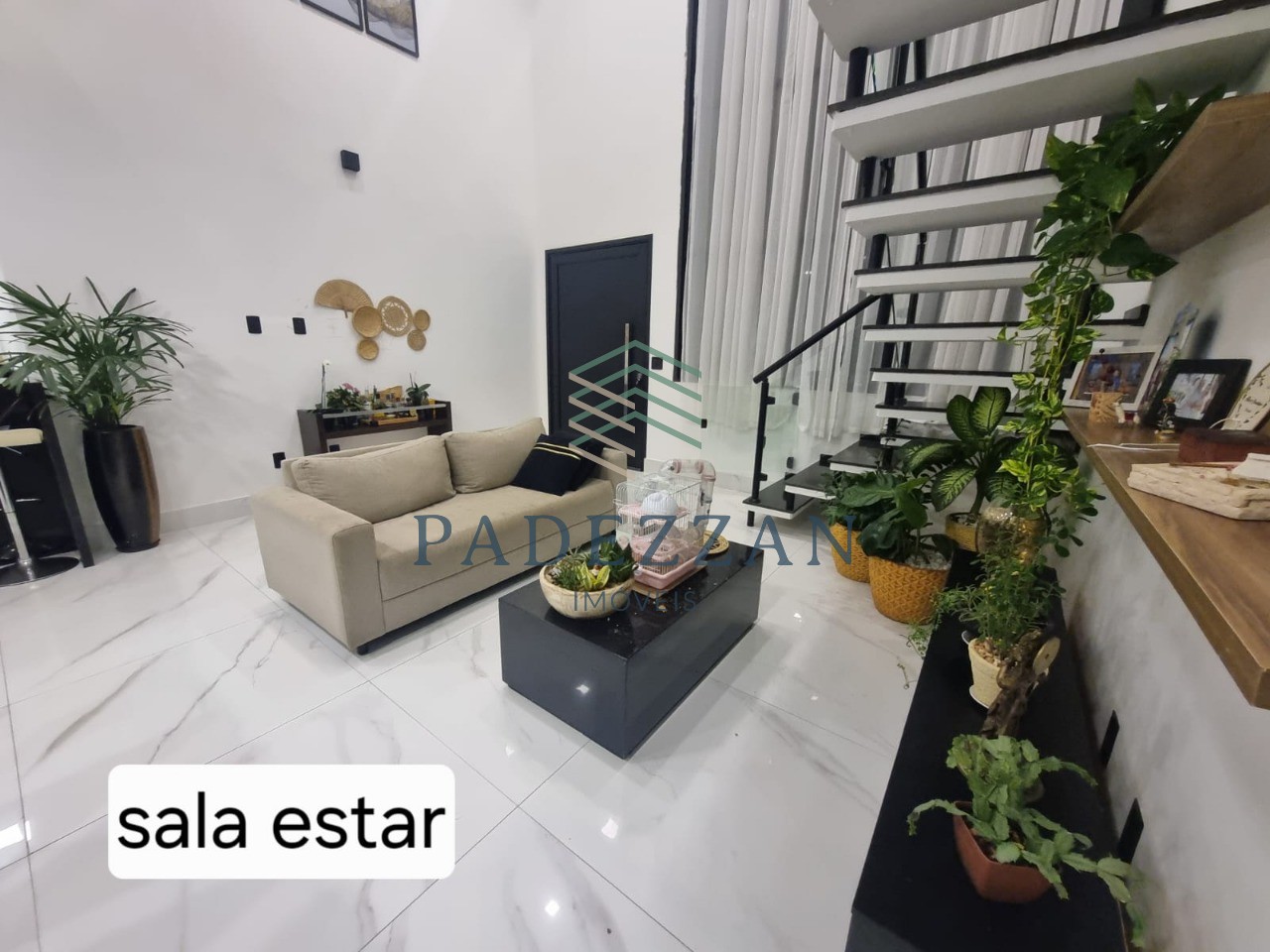 Casa, 3 quartos, 240 m² - Foto 2