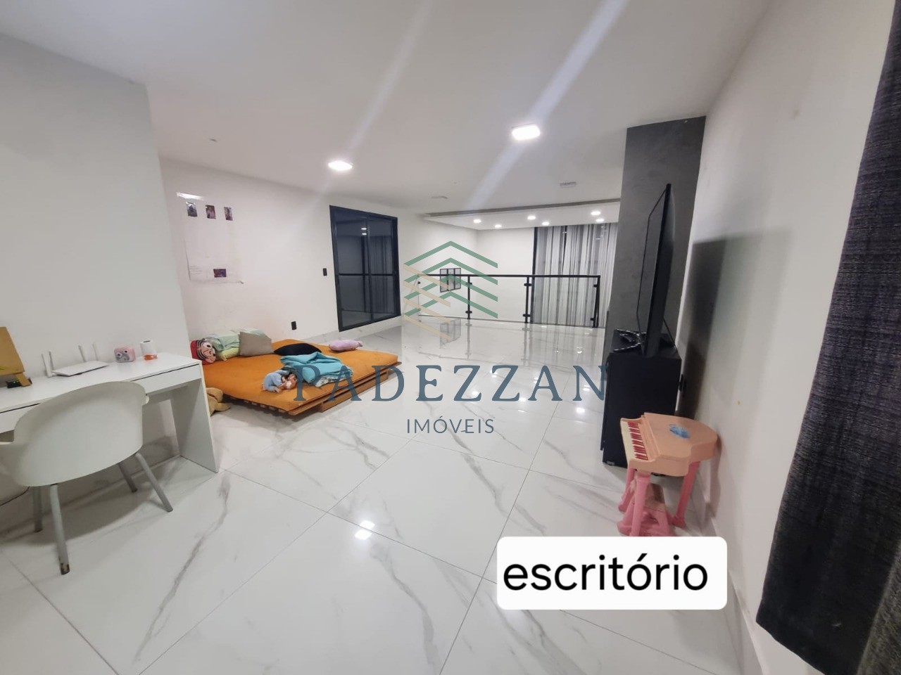 Casa, 3 quartos, 240 m² - Foto 11