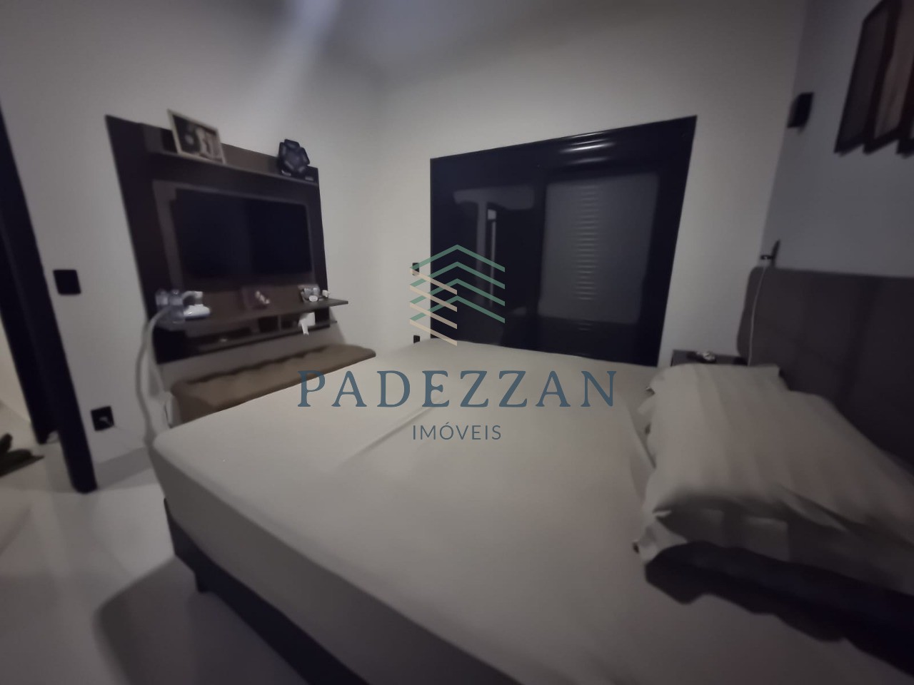 Casa, 3 quartos, 240 m² - Foto 15