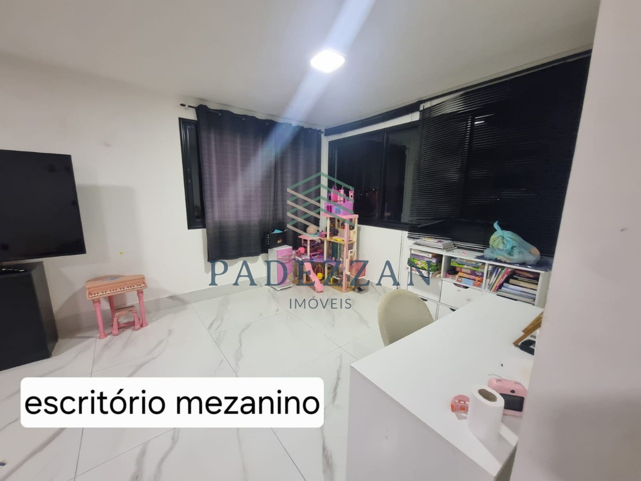 Casa, 3 quartos, 240 m² - Foto 10