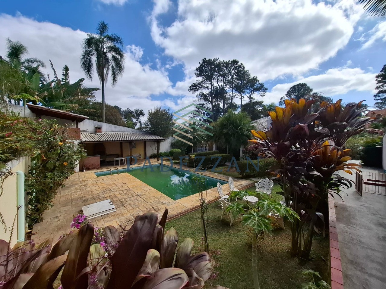 Casa, 3 quartos, 330 m² - Foto 2