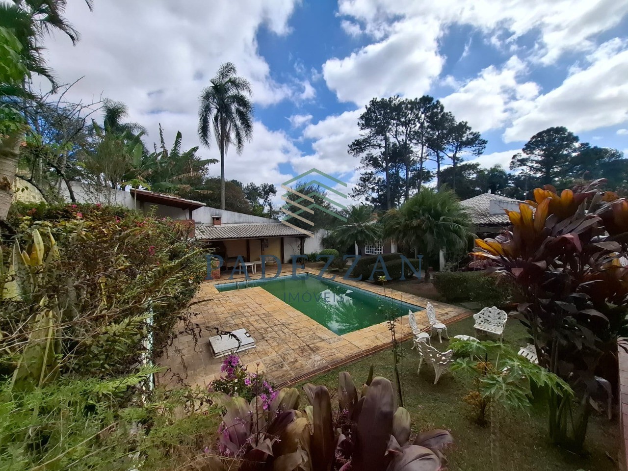 Casa, 3 quartos, 330 m² - Foto 1