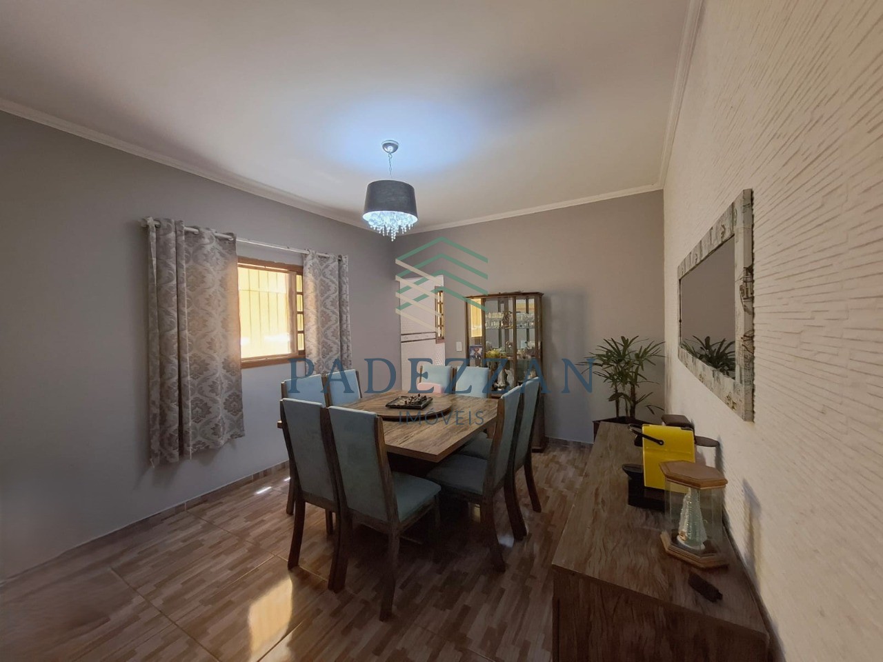 Casa, 4 quartos, 280 m² - Foto 1