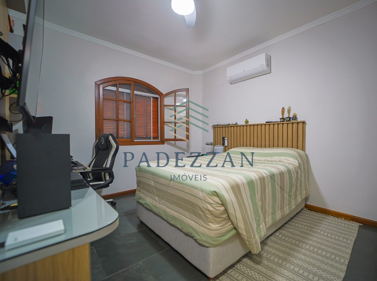 Casa, 3 quartos, 252 m² - Foto 33