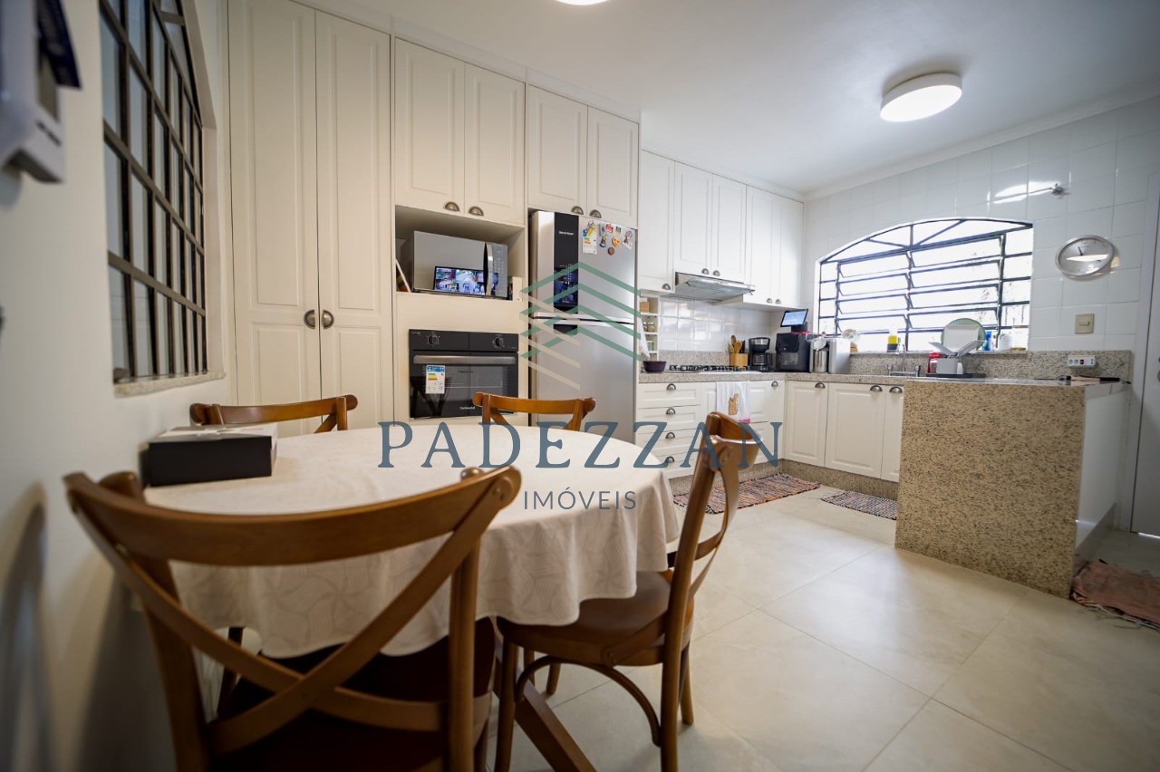 Casa, 3 quartos, 252 m² - Foto 26
