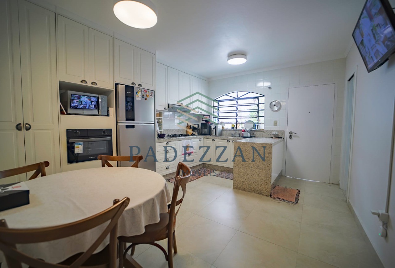 Casa, 3 quartos, 252 m² - Foto 22