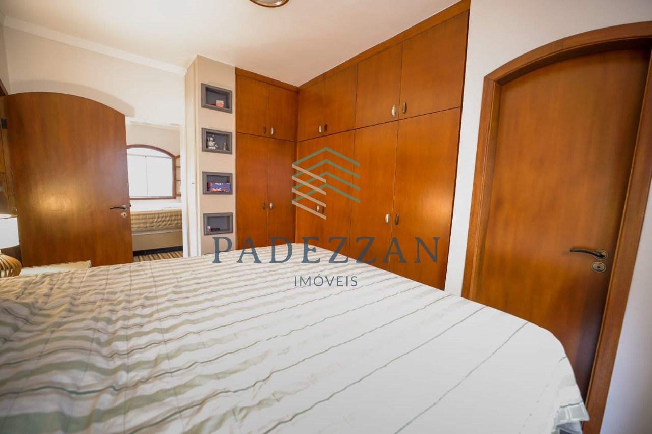 Casa, 3 quartos, 252 m² - Foto 29