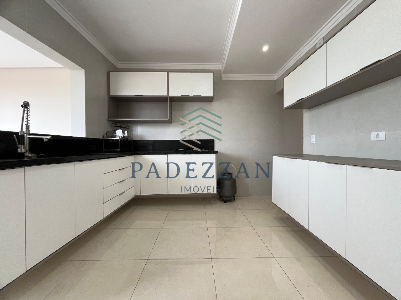 Casa, 3 quartos, 215 m² - Foto 6