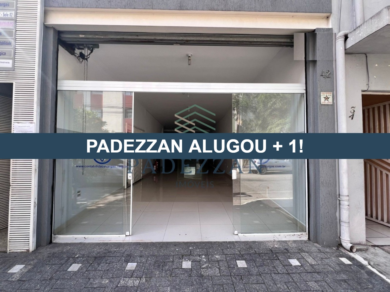 Loja-Salão, 200 m² - Foto 1