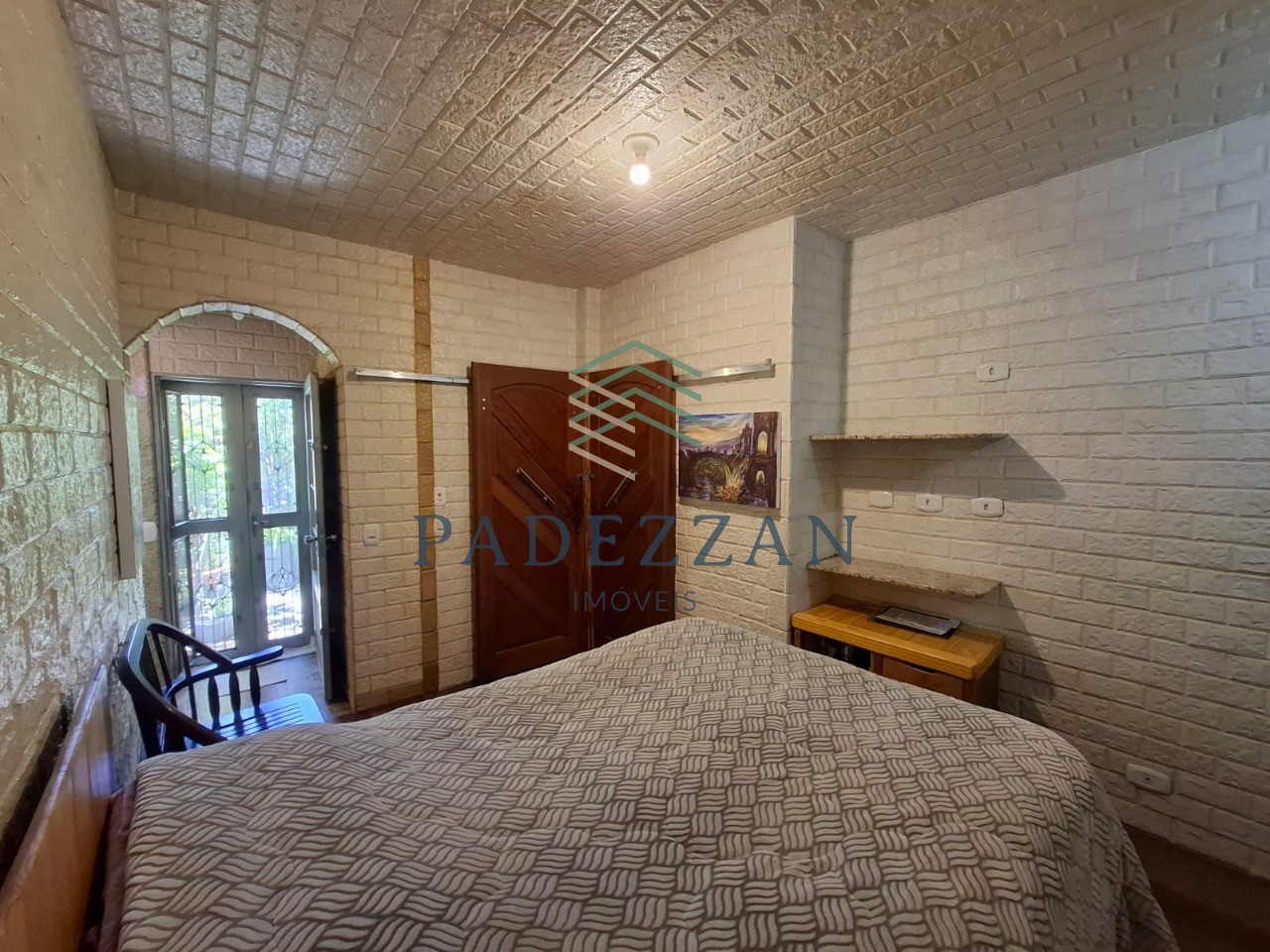 Casa, 3 quartos, 179 m² - Foto 1