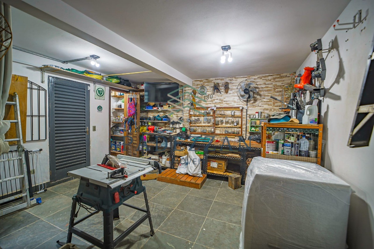 Casa, 3 quartos, 252 m² - Foto 41