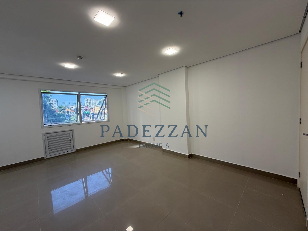 Sala-Conjunto, 24 m² - Foto 2