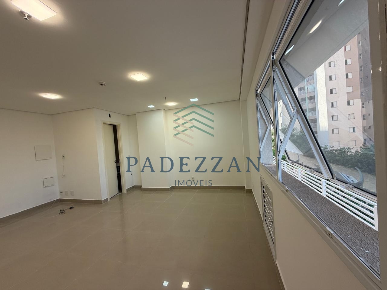 Sala-Conjunto, 24 m² - Foto 4