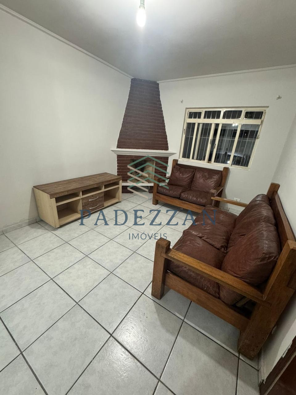 Casa, 4 quartos, 180 m² - Foto 1