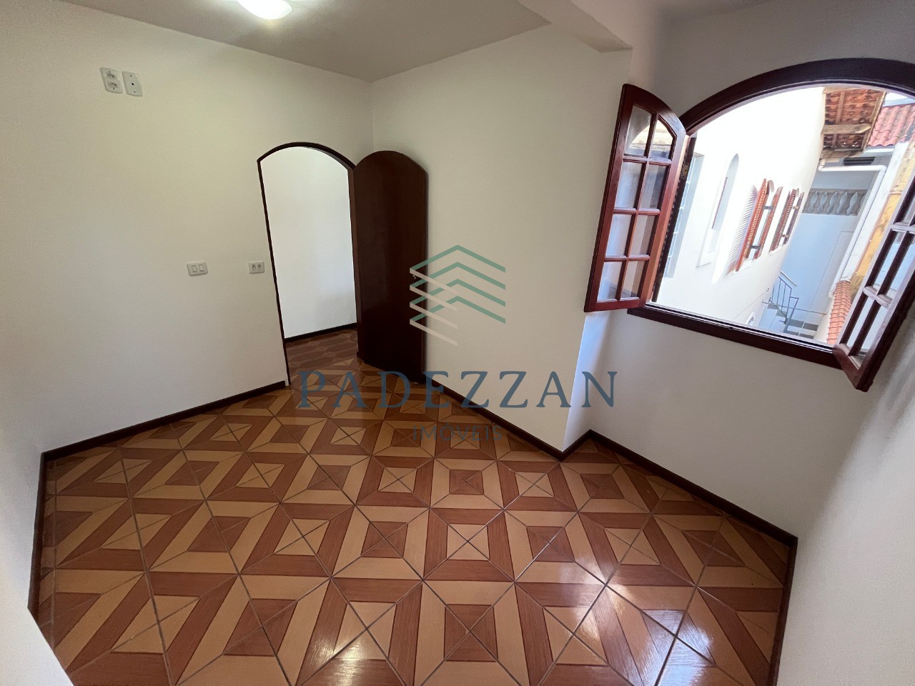 Casa, 4 quartos, 270 m² - Foto 25