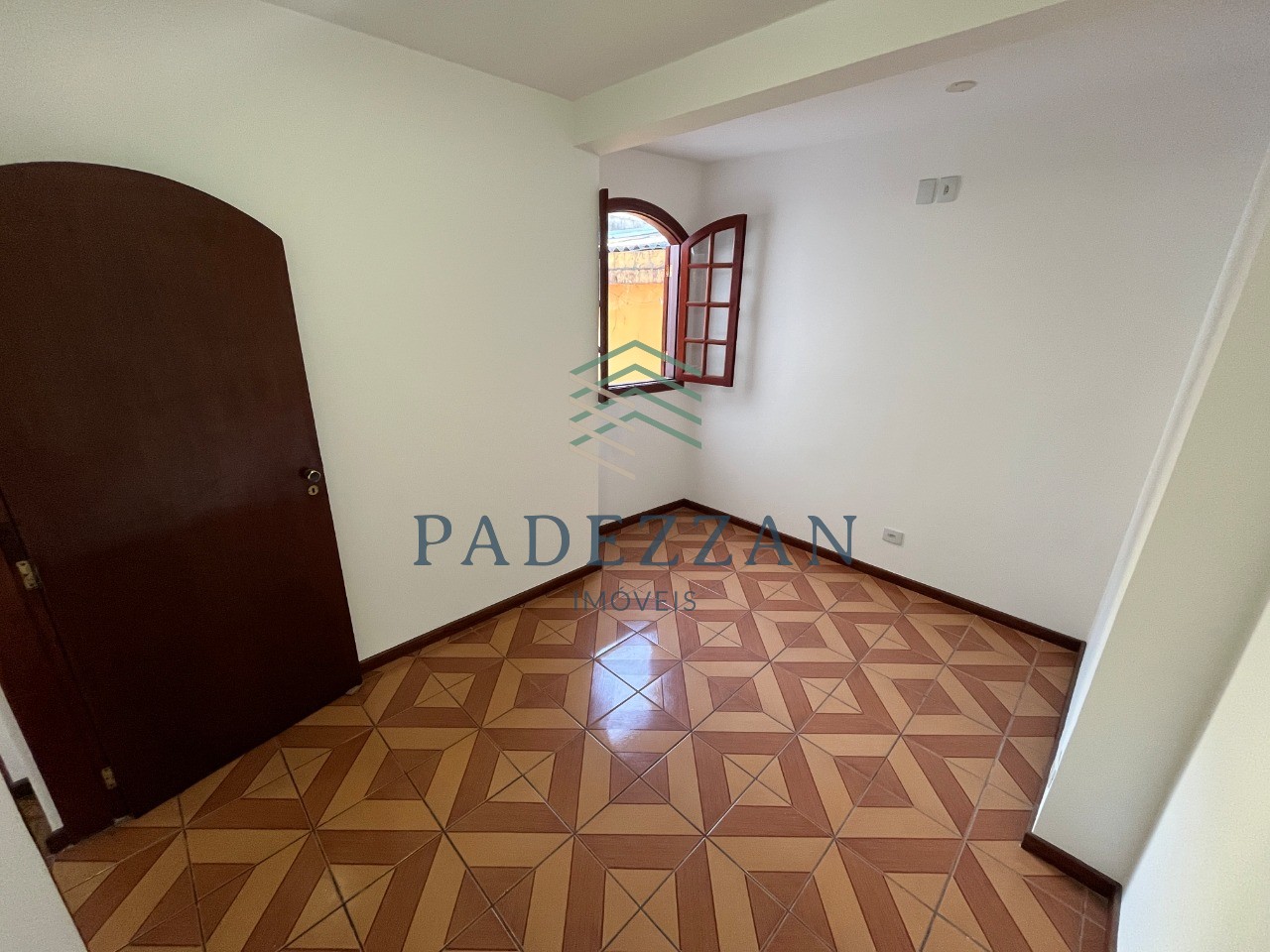 Casa, 4 quartos, 270 m² - Foto 24