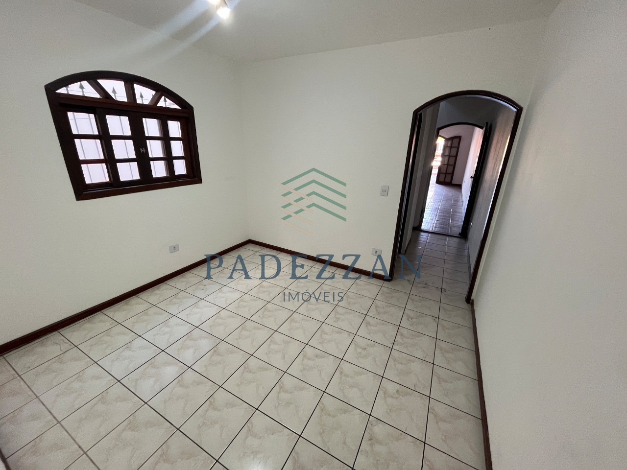 Casa, 4 quartos, 270 m² - Foto 11