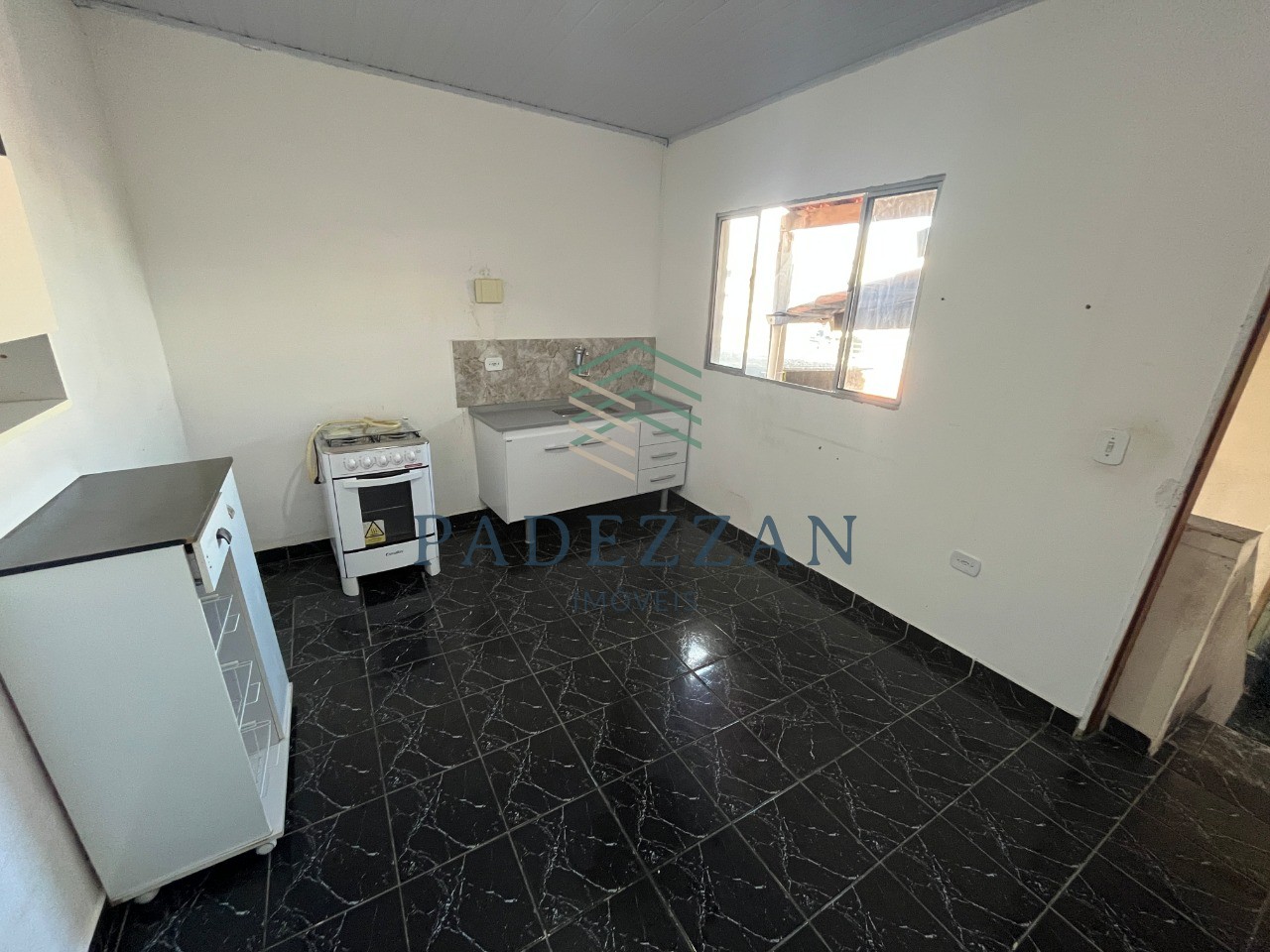 Casa, 1 quarto, 23 m² - Foto 1