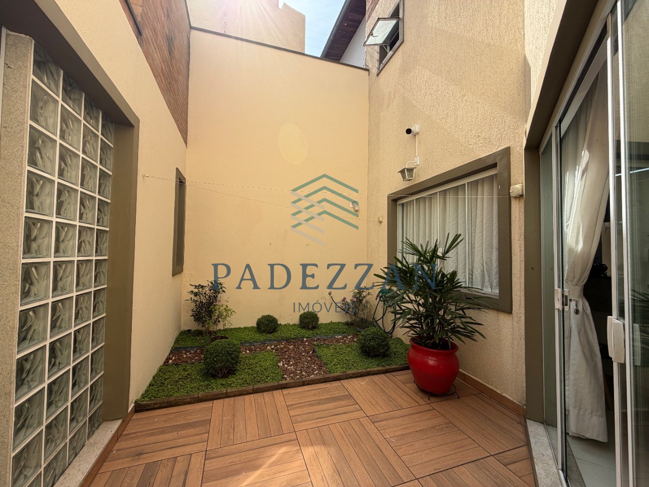 Casa, 3 quartos, 230 m² - Foto 34