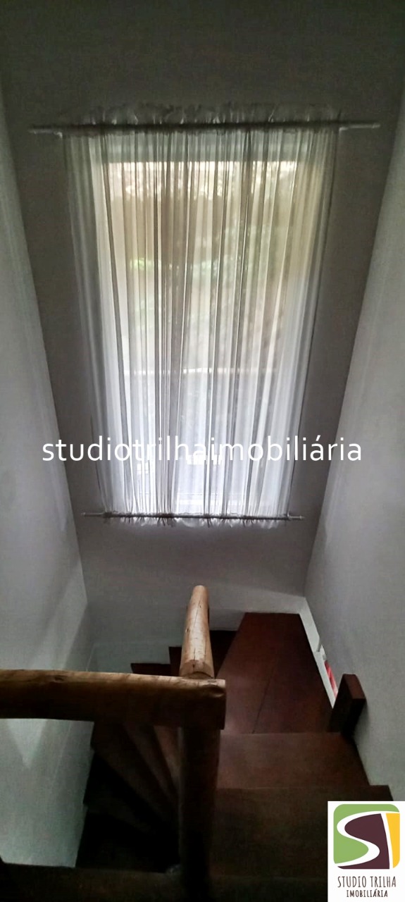 Lindo sobrado em condomínio, 100m² escritura definitiva com 