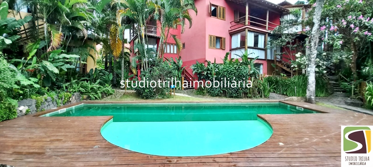 Lindo sobrado em condomínio, 100m² escritura definitiva com 