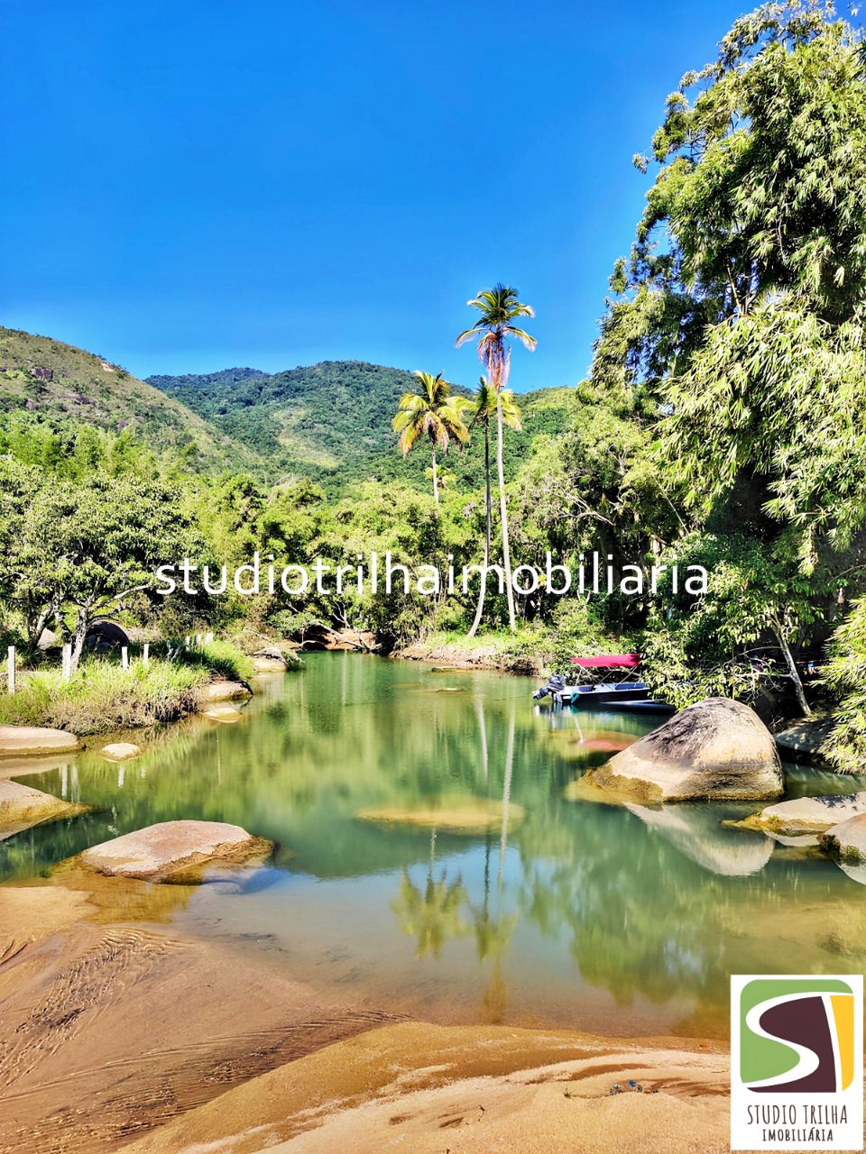 Linda Casa, 313m² no Itaguassú - Ilhabela / Escritura Definitiva