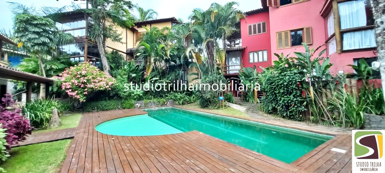 Lindo sobrado em condomínio, 100m² escritura definitiva com 