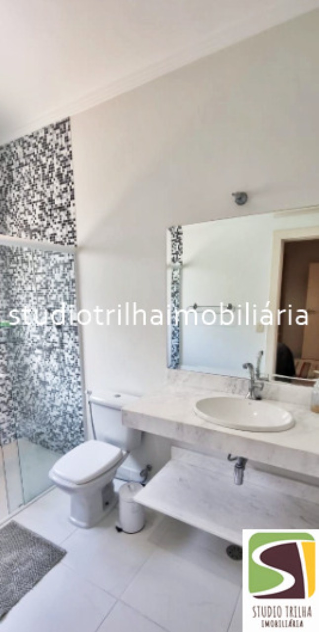 Lindo Sobrado com 4 suítes e 5 banheiros, 347m² á venda em Ilhabela - SP
