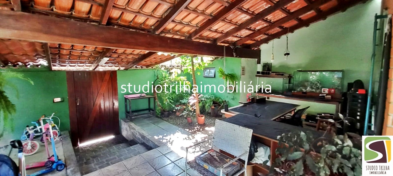 Casa Residencial e Comercial, 580m² á venda em Barra Velha, Ilhabela - SP