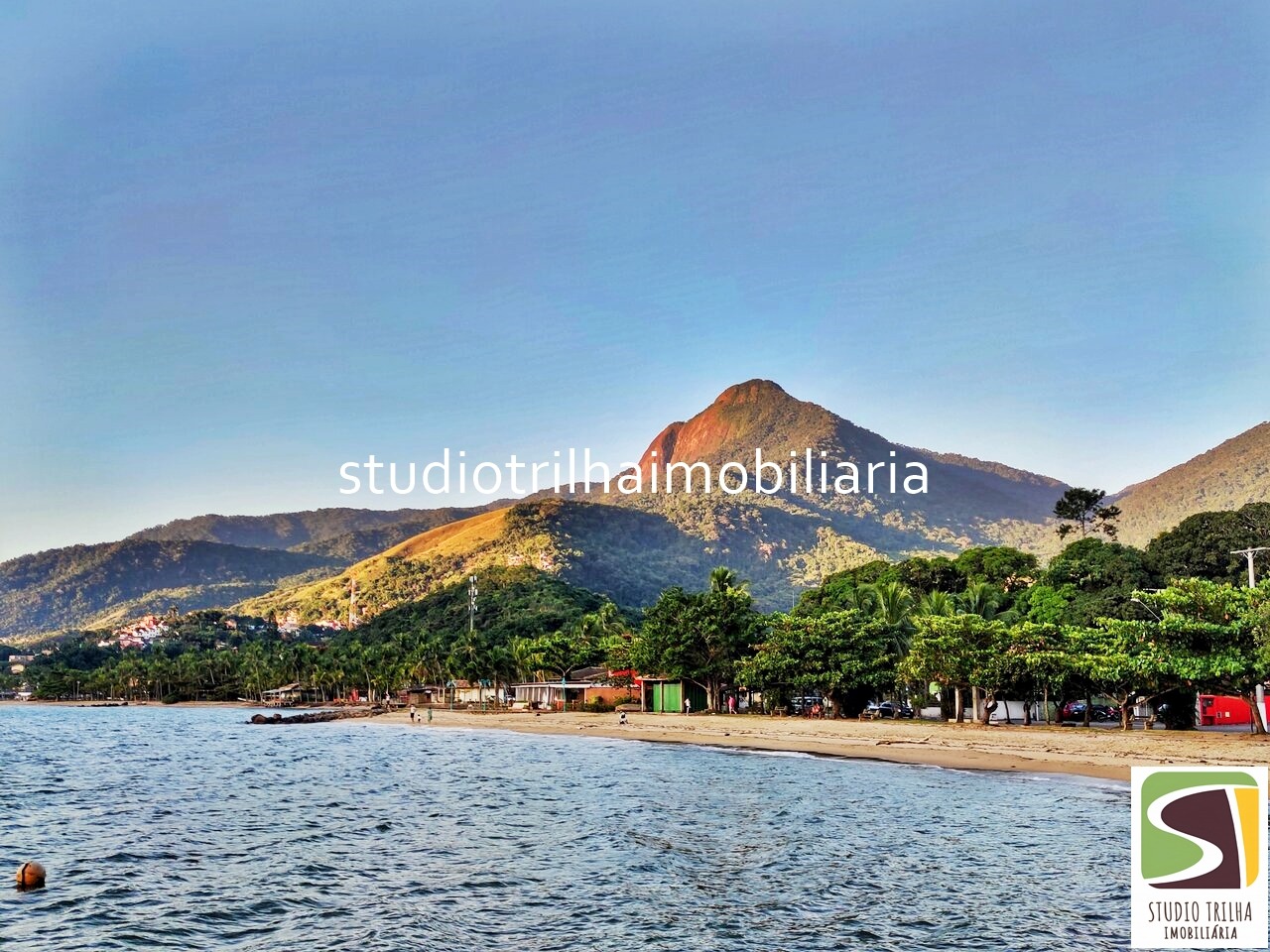 Terreno com 1912m² em camarão, ilhabela - são paulo