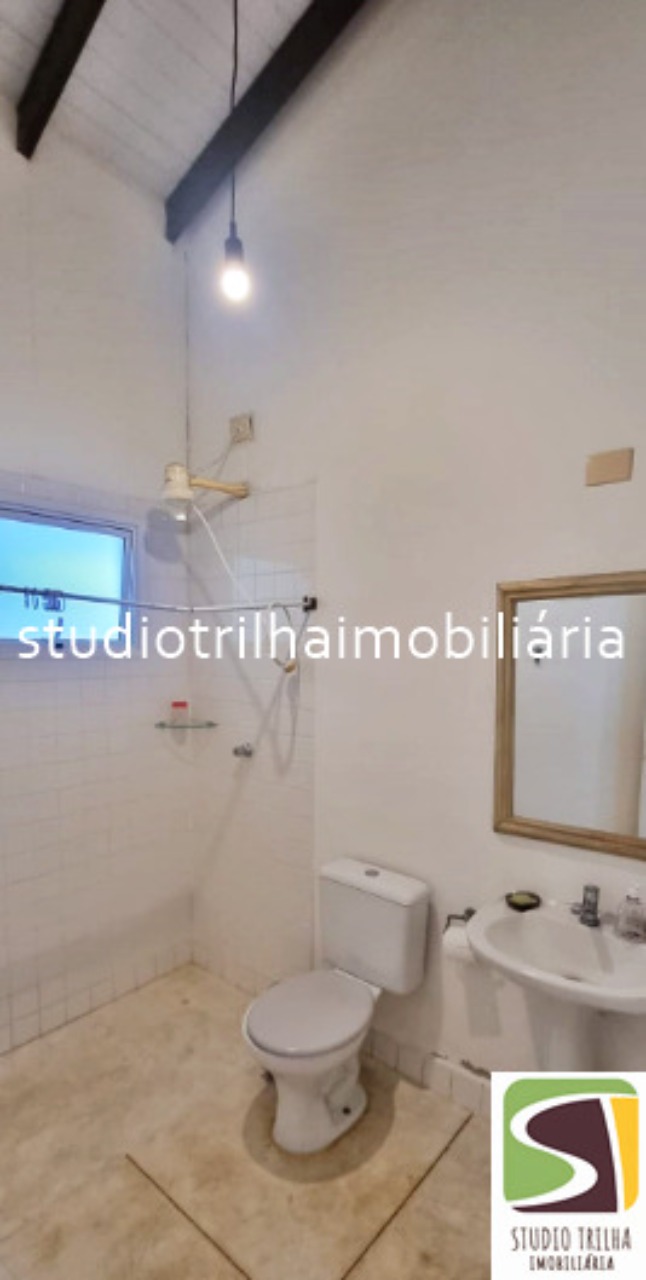 Lindo Sobrado com 4 suítes e 5 banheiros, 347m² á venda em Ilhabela - SP