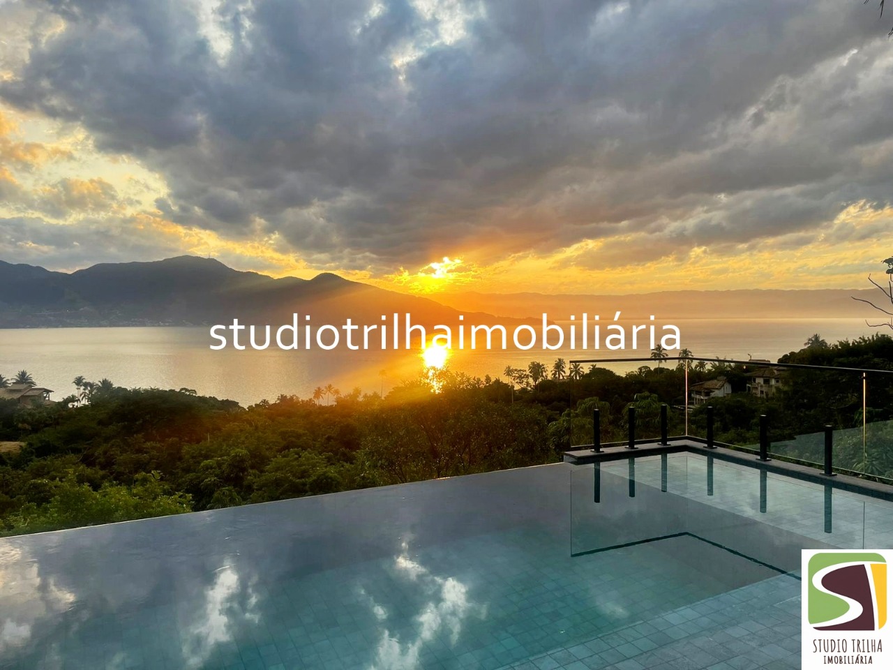 Mansão moderna com 10 suítes,750m², á venda em Siriúba, Ilhabela - SP