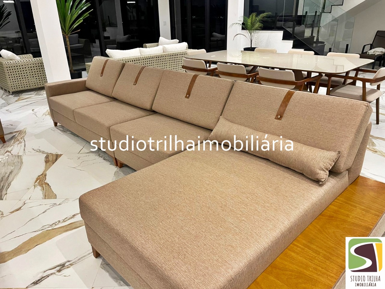 Mansão moderna com 10 suítes,750m², á venda em siriúba, ilha