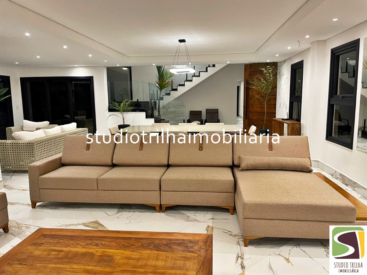 Mansão moderna com 10 suítes,750m², á venda em siriúba, ilha