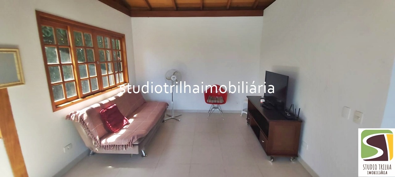 Sobrado em Ilhabela, 135m² com vista 180 graus de Frente para o mar