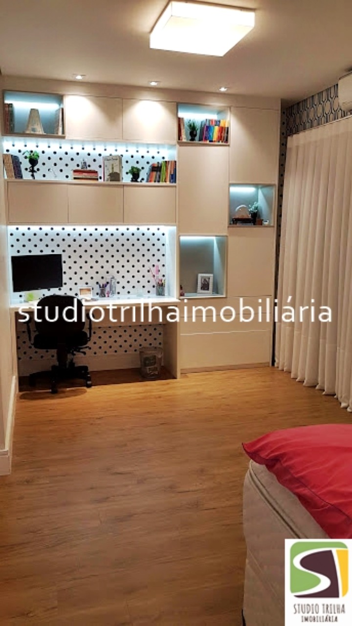Excelente Mansão, 563m² com 4 Suítes amplas, Varanda Gourmet e Piscina em São José dos Campos - SP